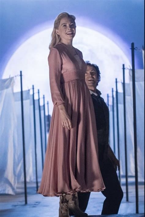the greatest showman wife.